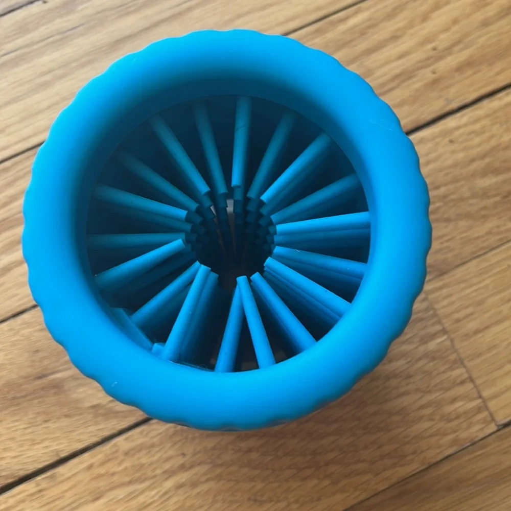 Dexas Portable Dog Paw Cleaner